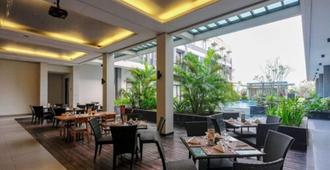 龍目島德普拉亞酒店 - Praya (海傍) - 馬塔蘭 - 餐廳