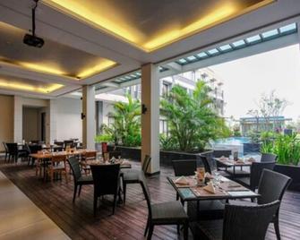 龍目島德普拉亞酒店 - Praya (海傍) - 馬塔蘭 - 餐廳