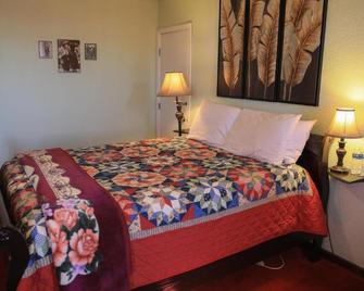 Playa Hermosa Inn at the beach - Ensenada