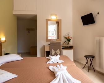 Kronos Hotel - Heraklion - Schlafzimmer