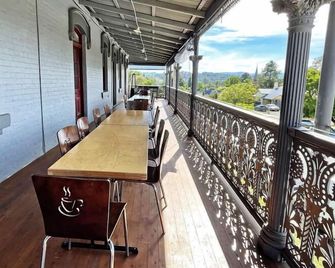Oriental Hotel Tumut - Tumut - Балкон