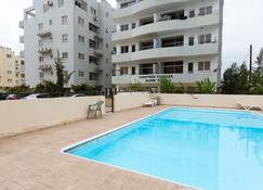 Andreas City Pool Apartment - Larnaca - Pool