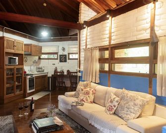Terra Crua - Visconde de Maua - Living room