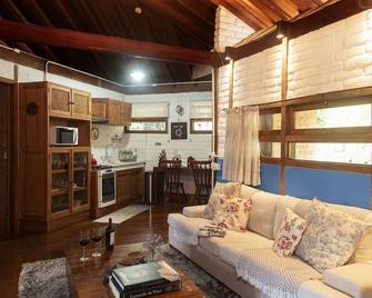 Pousada Terra Crua - Visconde de Maua - סלון