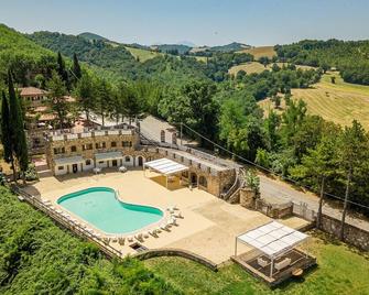 Villa Della Loggia Homelike Villas - Fermignano - Pool