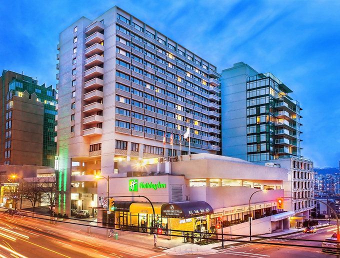 Holiday Inn Vancouver-Centre (Broadway) By IHG - ונקובר - בניין