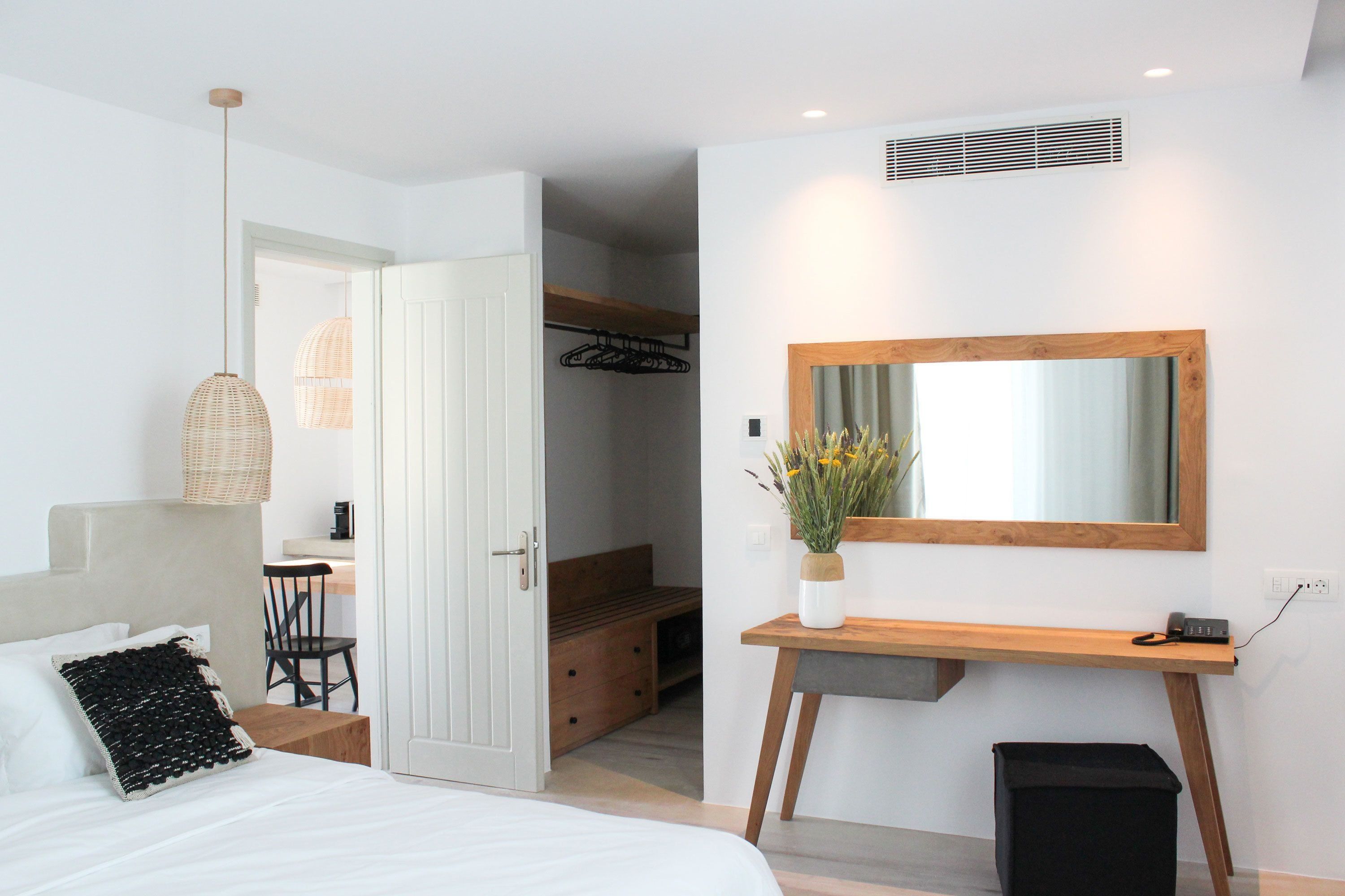 Mykonos Cactus from $125. Ornos Hotel Deals & Reviews - KAYAK
