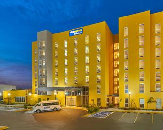 City Express by Marriott Tijuana Otay - Tijuana - Edificio