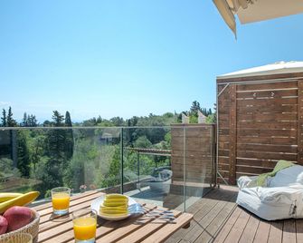 Dimi Brou's Apartments by CorfuEscapes - Gouvia - Balkon