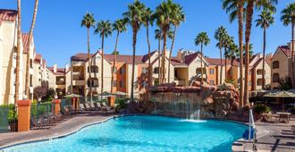 Holiday Inn Club Vacations at Desert Club Resort - Las Vegas - Piscina