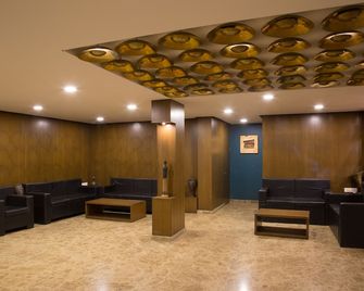 Hotel Mount Regency - Mount Abu - Oleskelutila