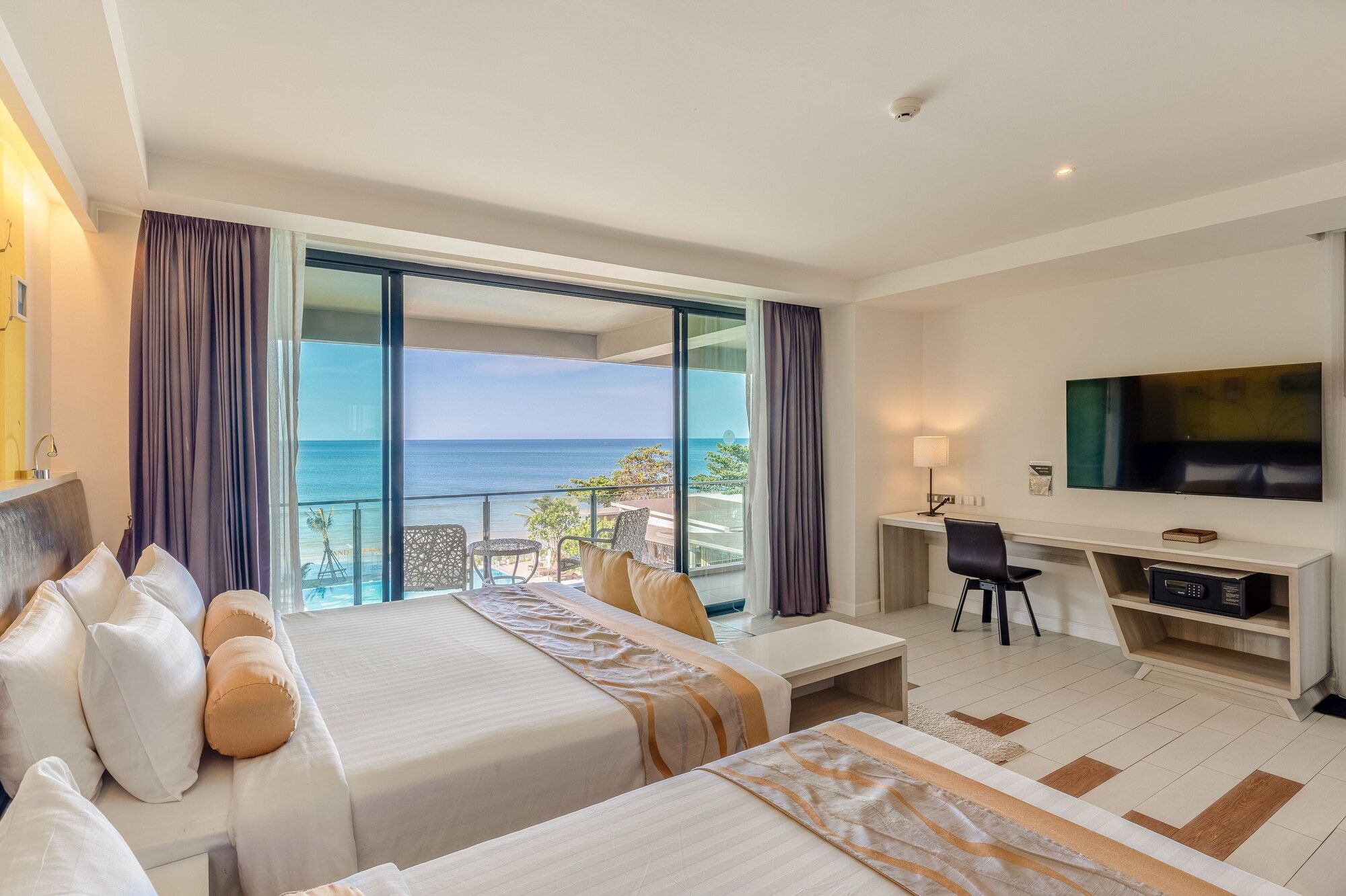 Sand Dunes Chaolao Beach Resort - Chanthaburi