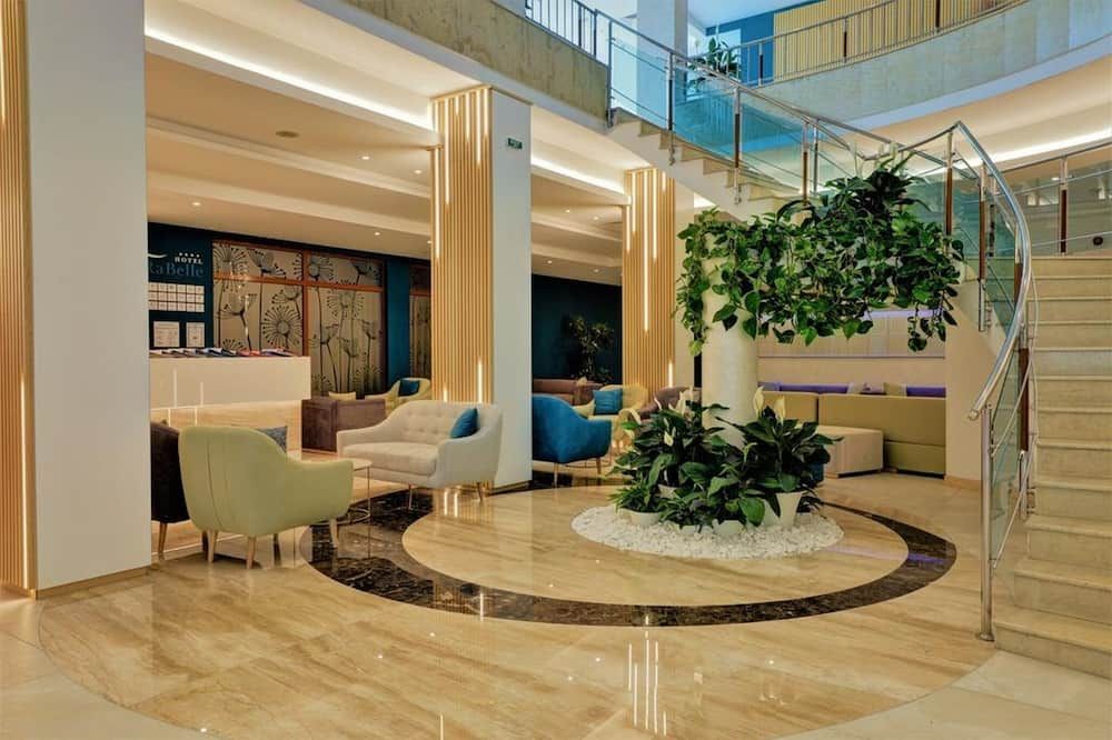 Mirabelle - וארנה - לובי