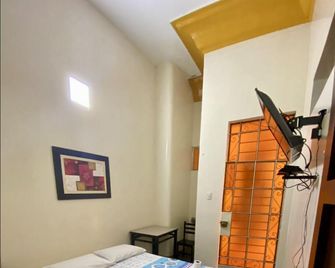 Hotel Don Alberto - Lima - Bedroom