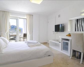 Mini Saray Hotel - Kalkan - Schlafzimmer