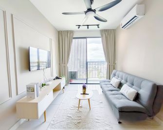 Edumetro By Manhattan Group - Subang Jaya - Living room