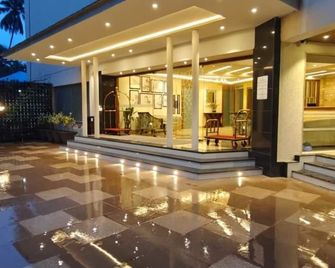Meritas Grand Inn Calangute - Calangute - Lobby