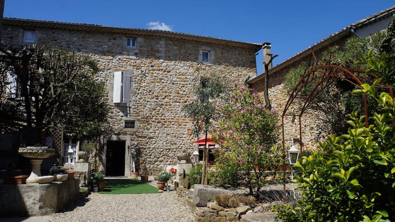 Hotel Le Manoir du Raveyron