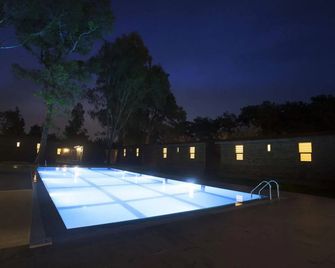 Lemon Park House - Antália - Piscina
