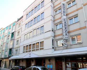 Hotel Cabeza - Noreña - Gebouw