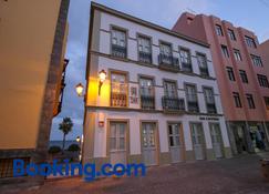 Hotel Emblemático Holiday Time - Santa Cruz de La Palma - Edificio