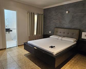 Pousada Ponta Negra - Manaos - Habitación