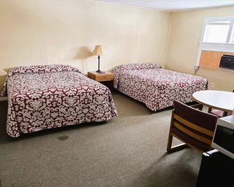 Love Hotels Timberline By OYO Lake Superior - Ironwood