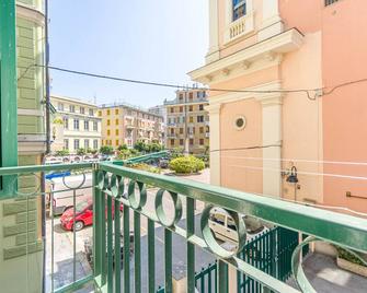 Comfy Apartment x4 - w/ Balcony - Gênes - Balcon