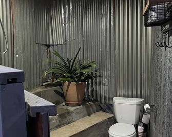 Serene Cab-Inn amongst Oaks on Private 20 acres - Salinas - Baño