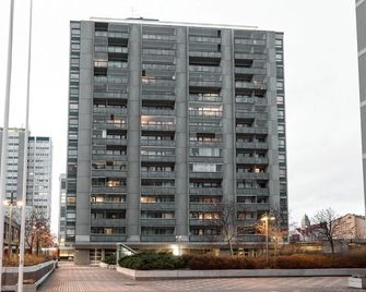 Seaside Downtown Apartment With Private - Helsinki - Building