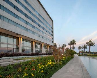 Pullman Rosario City Center Hotel - Росарио - Здание