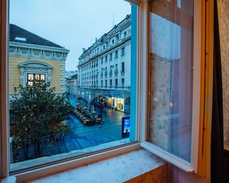Maison Royale - Belgrade - Balcony