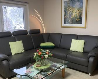 Ferienhaus Eifelduo, 13, Traumblick, Familie, Hunde, Eifelsteig, Biken, Wandern - Monschau - Salon