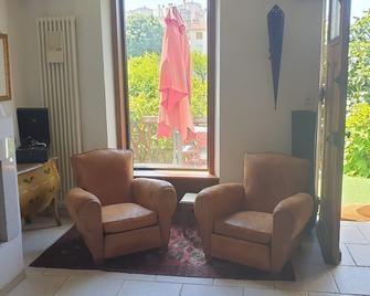 luxurous apartment in a House with character - Toulon - Wohnzimmer