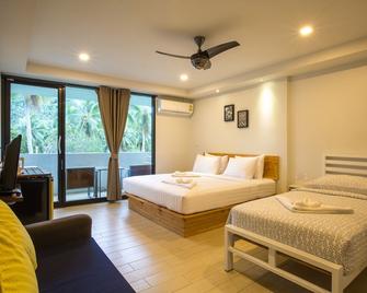 Good Dream Hotel (Khun Ying House) - Ko Tao - Bedroom