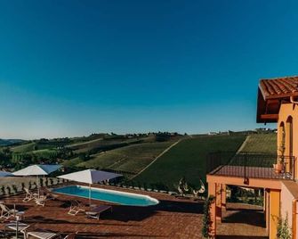 Villa Garassino - Treiso - Pool