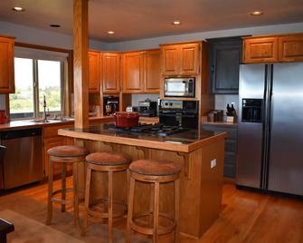 Beautiful Ocean View Home on the Majestic Coast of Oregon - Brookings - Кухня