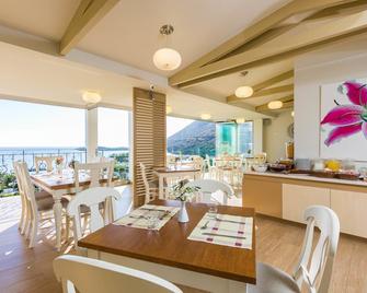 Hotel Manos Palace - Bali - Restaurant
