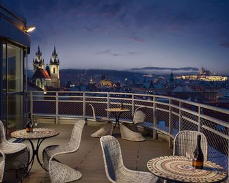 Astoria Hotel - פראג - מרפסת