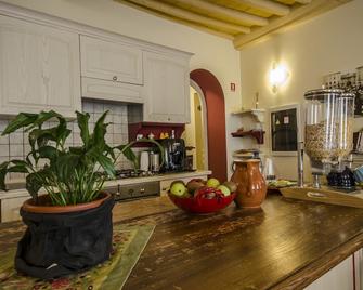 B&B Anfiteatro - Lucca - Kitchen