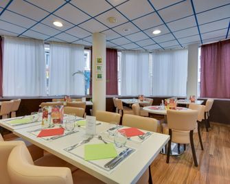 Brit Hotel Lille Centre - ליל - מסעדה