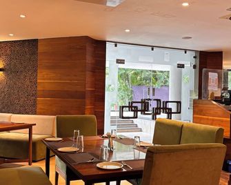 Palm Green Club Resort - Kheda - Restaurant