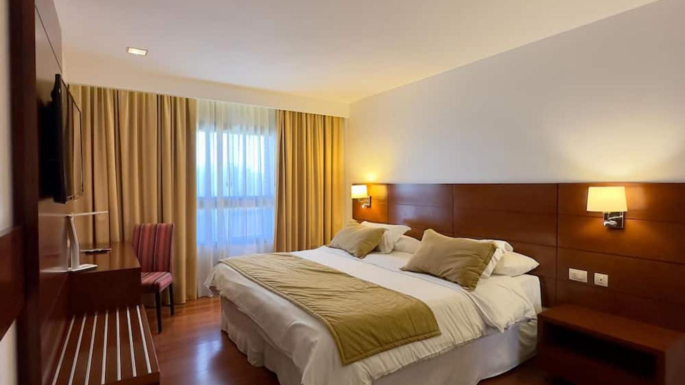 Neper Hotel