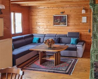 Amazing home in Podstene - Brod Moravice - Living room