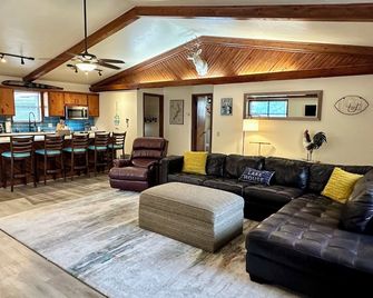 The Nest at Chicken Creek - Cookson - Sala de estar