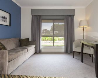 Ararat Motor Inn - Ararat - Living room