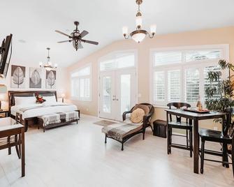 Along River Ridge - Calgary - Habitación