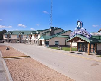 Bear Claw Casino & Hotel - Carlyle