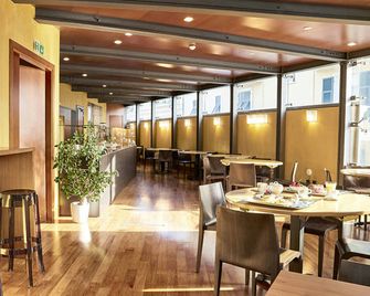 B&b Hotel Imperia Rossini Al Teatro - Imperia - Restaurant