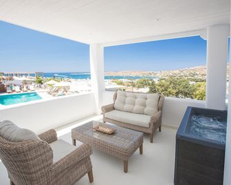 Paros Palace - Parikia - Balcony